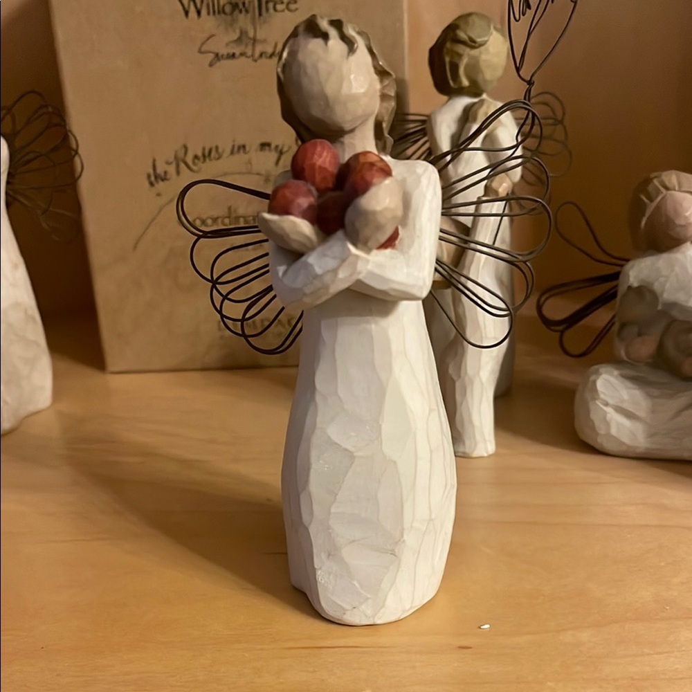 Willow Tree Angel Figurine with Red Apples “ good health”